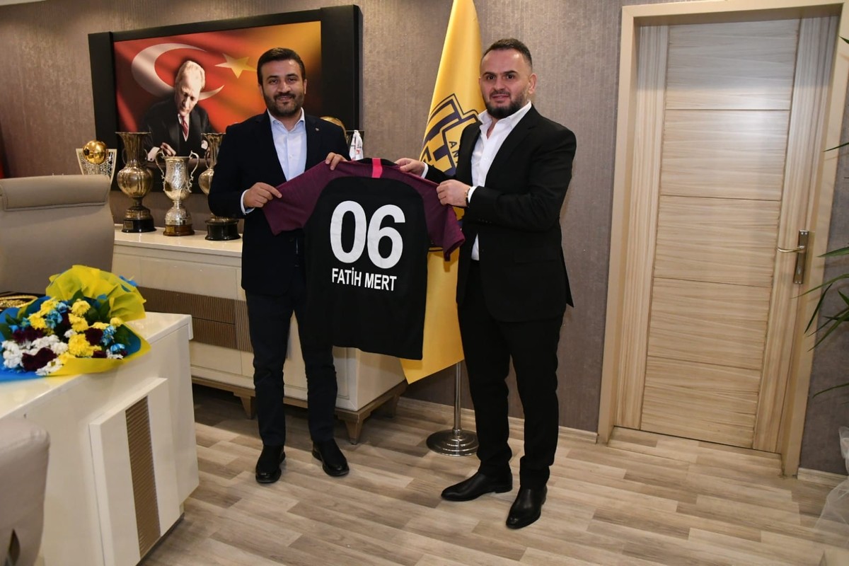 Sedat Tahiroğlu'ndan, Ankaragücü'ne hayırlı olsun ziyareti