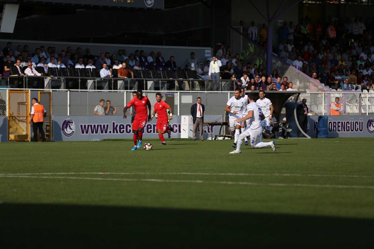 Keçiörengücü BB Erzurumspor'u puansız gönderdi 1-0