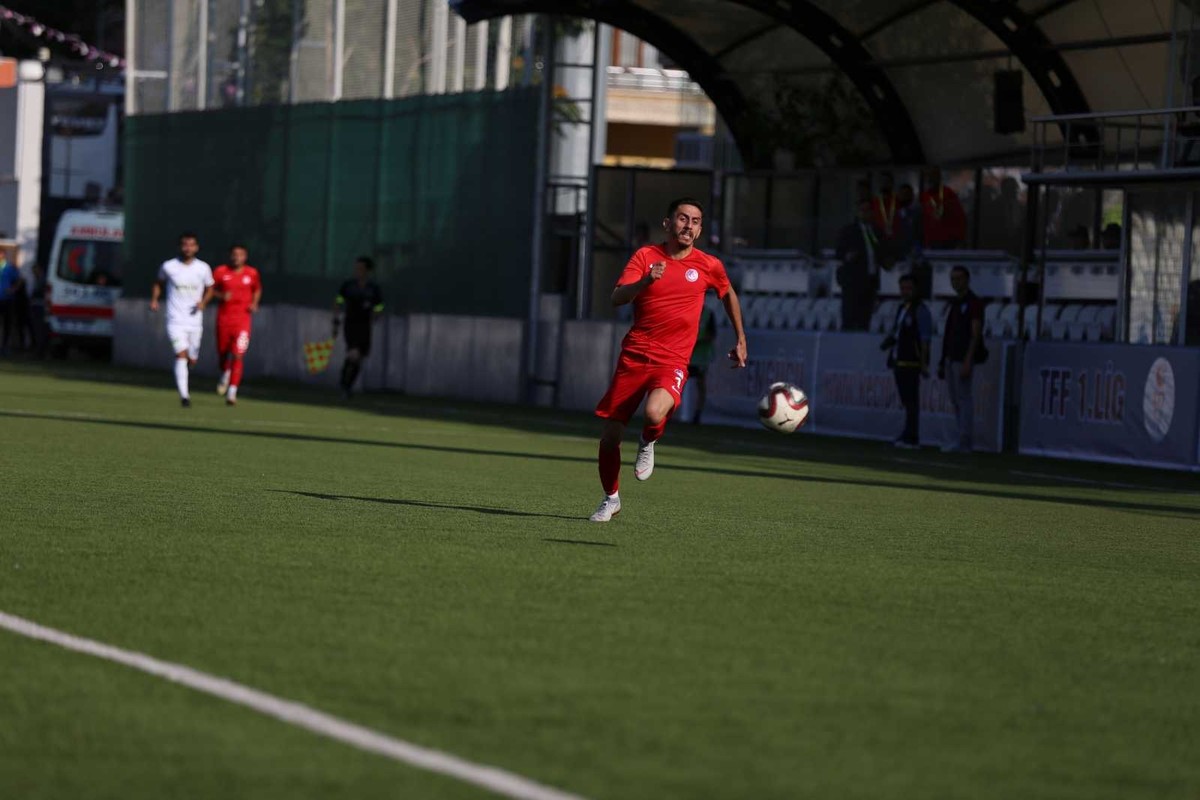 Keçiörengücü BB Erzurumspor'u puansız gönderdi 1-0