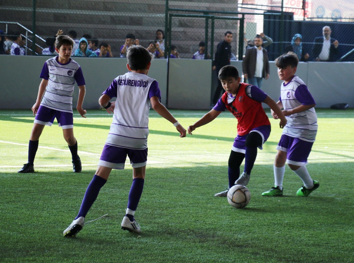 Keçiörengücü Spor gazilere sahip çıkıyor