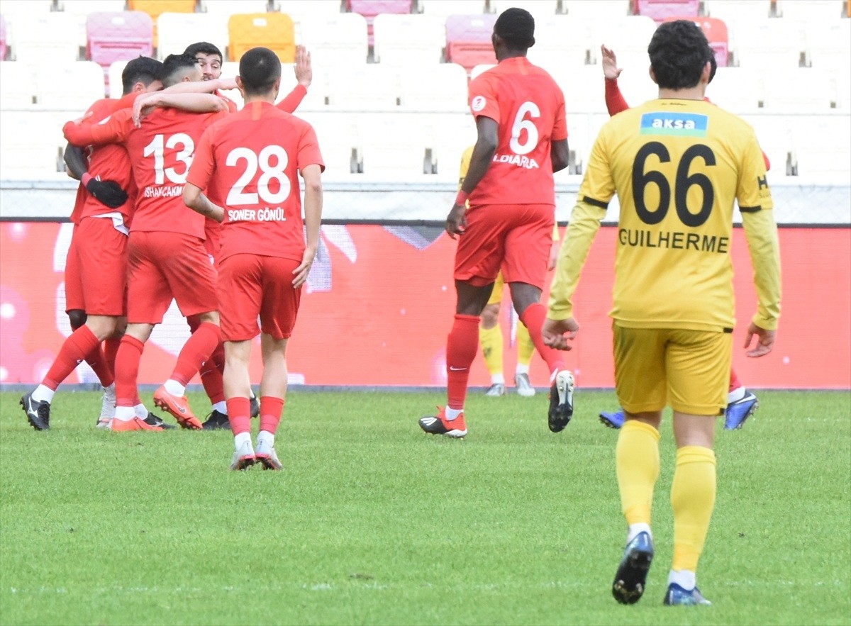 Ziraat Türkiye Kupası: Yeni Malatyaspor: 3 - Keçiörengücü: 1 (Maç sonucu)