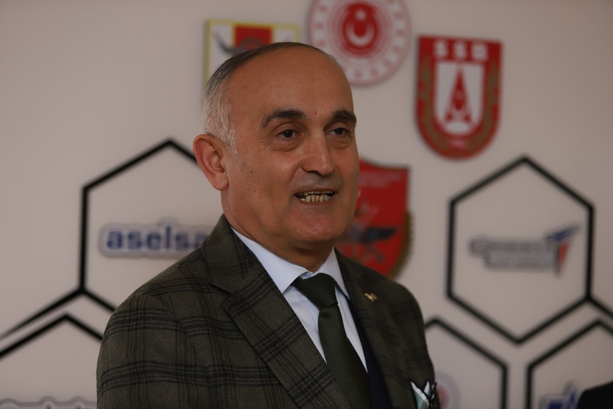 TSK Güçlendirme Vakfı'na 400 bin TL bağışta bulunan Keçiörengücü için madalya töreni yapıldı