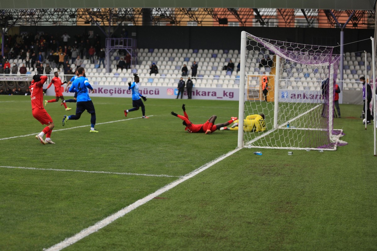 Ankara Keçiörengücü: 3 - BB Erzurumspor: 3