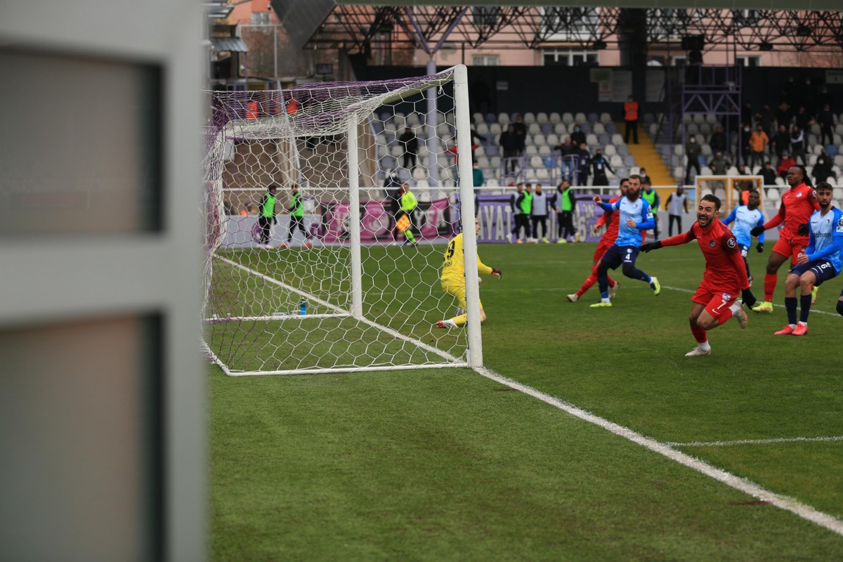 Ankara Keçiörengücü: 3 - BB Erzurumspor: 3