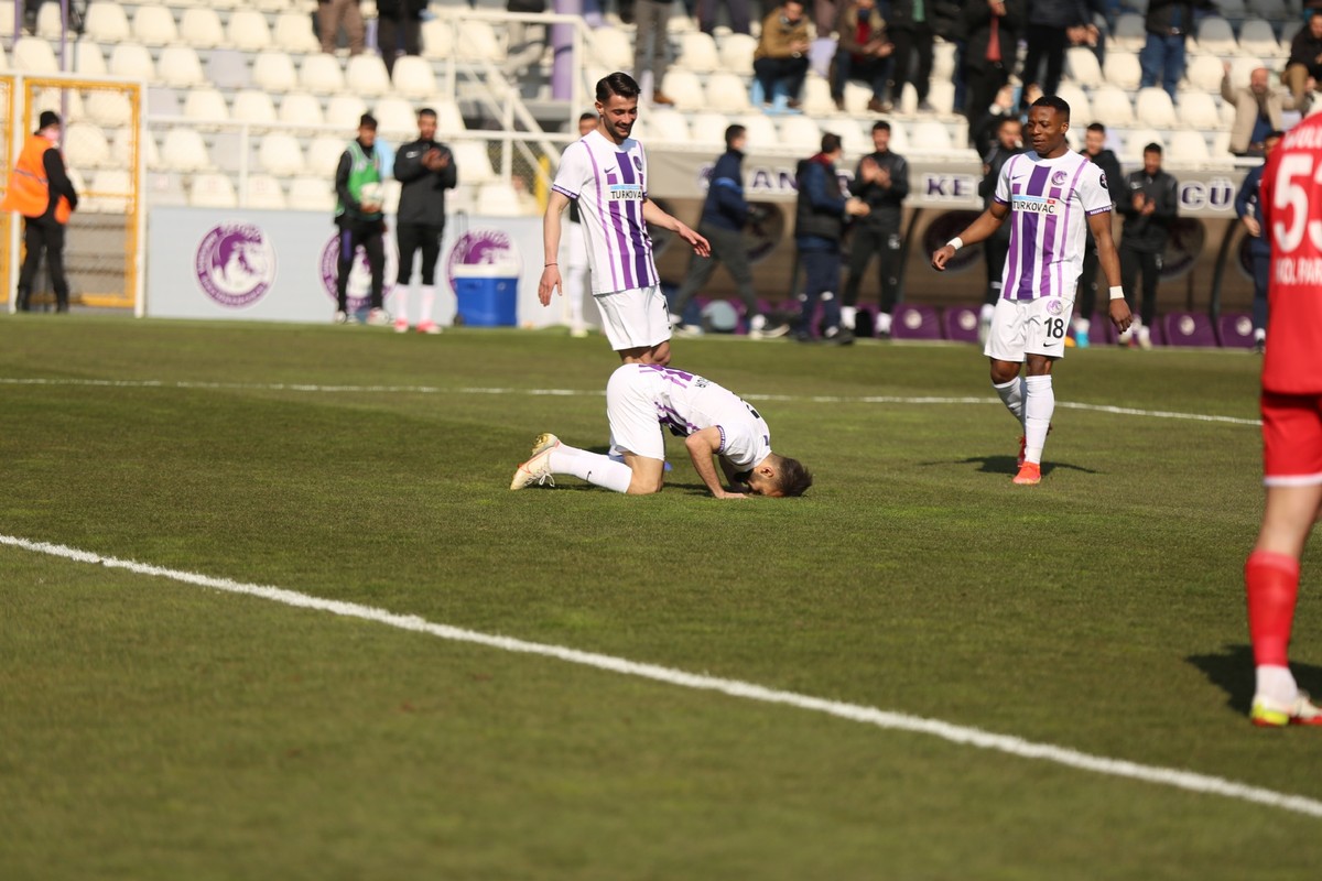 Ankara Keçiörengücü - Balıkesirspor: 3-1