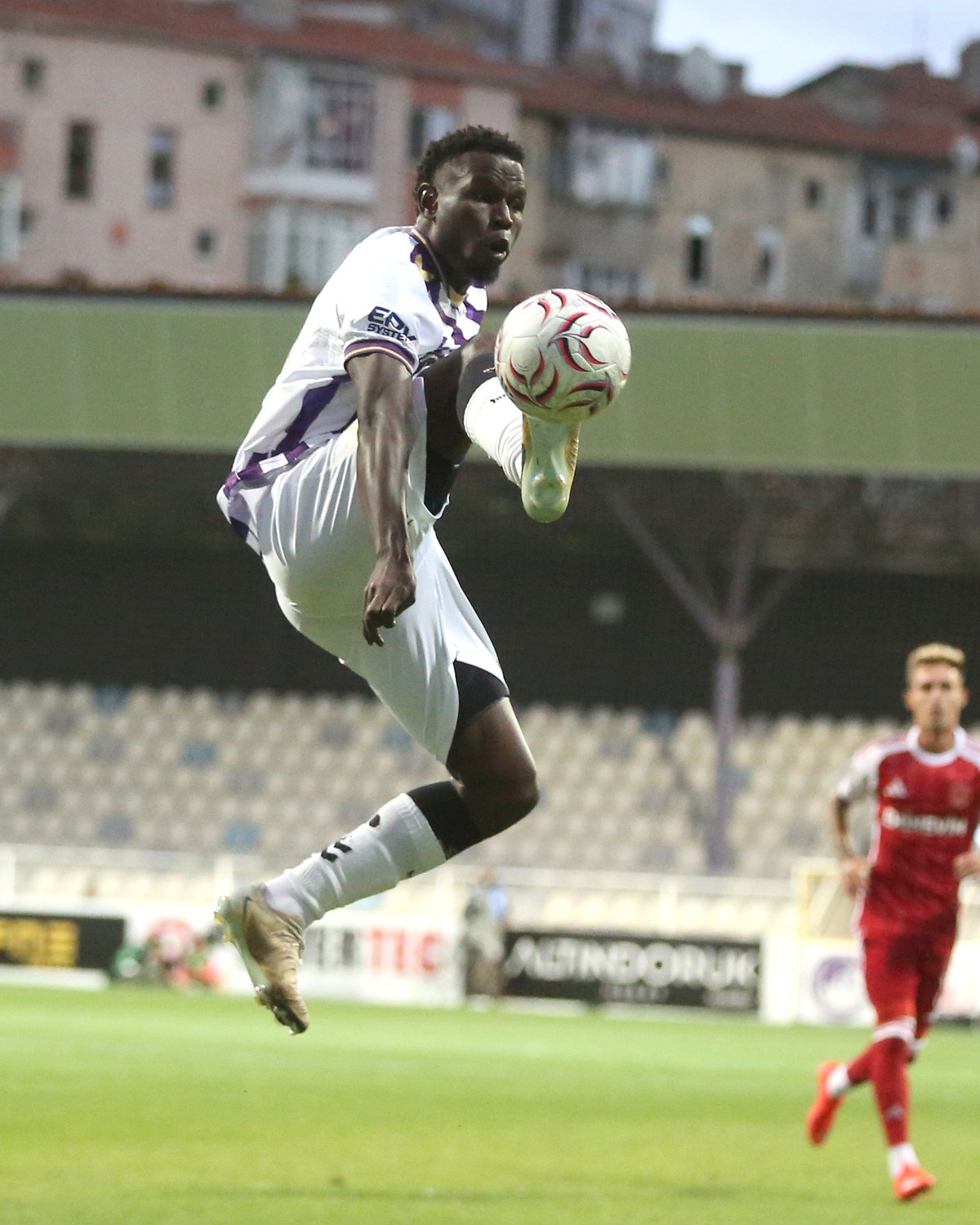Keçtaş Ankara Keçiörengücü: 2 - Ümraniyespor: 2