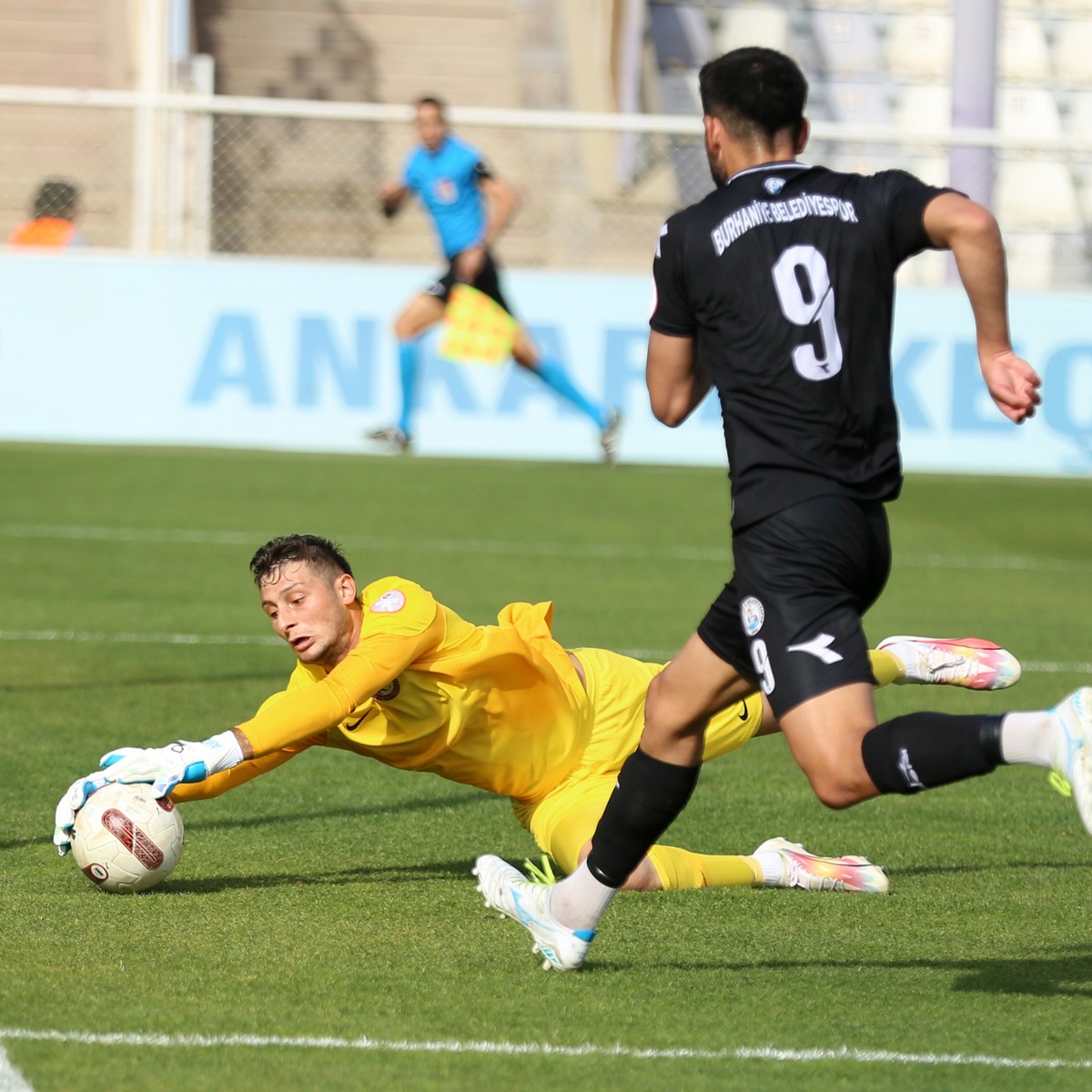 Ankara Keçiörengücü: 4 -2 Burhaniye Belediyespor