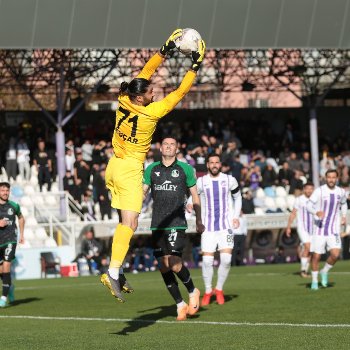 Ankara Keçiörengücü: 1 - Sakaryaspor 3