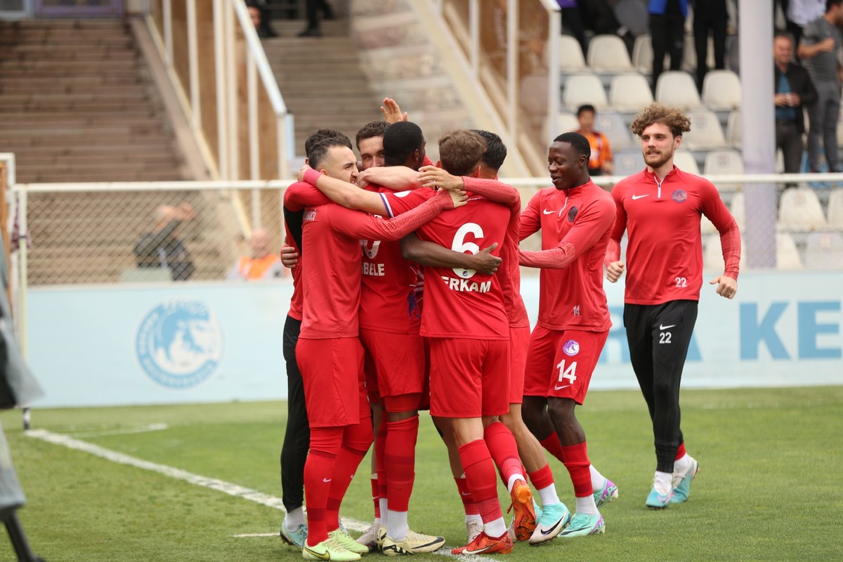 Ankara Keçiörengücü - Ümraniyespor 4-2