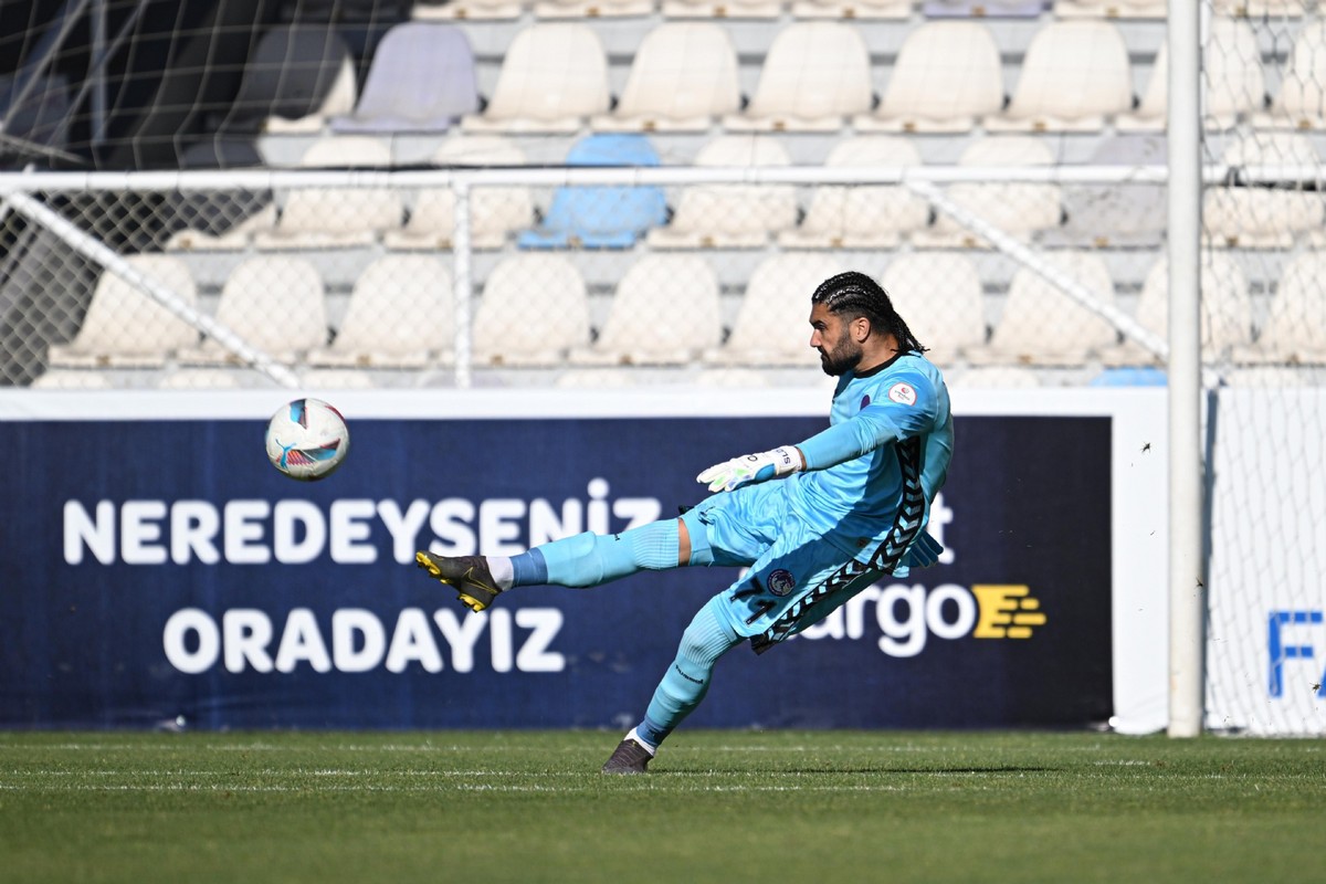 Ankara Keçiörengücü: 1 - Teksüt Bandırmaspor: 2