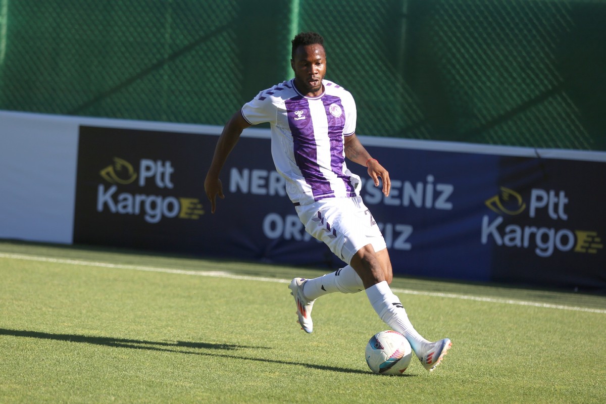 Ankara Keçiörengücü: 1 - Teksüt Bandırmaspor: 2