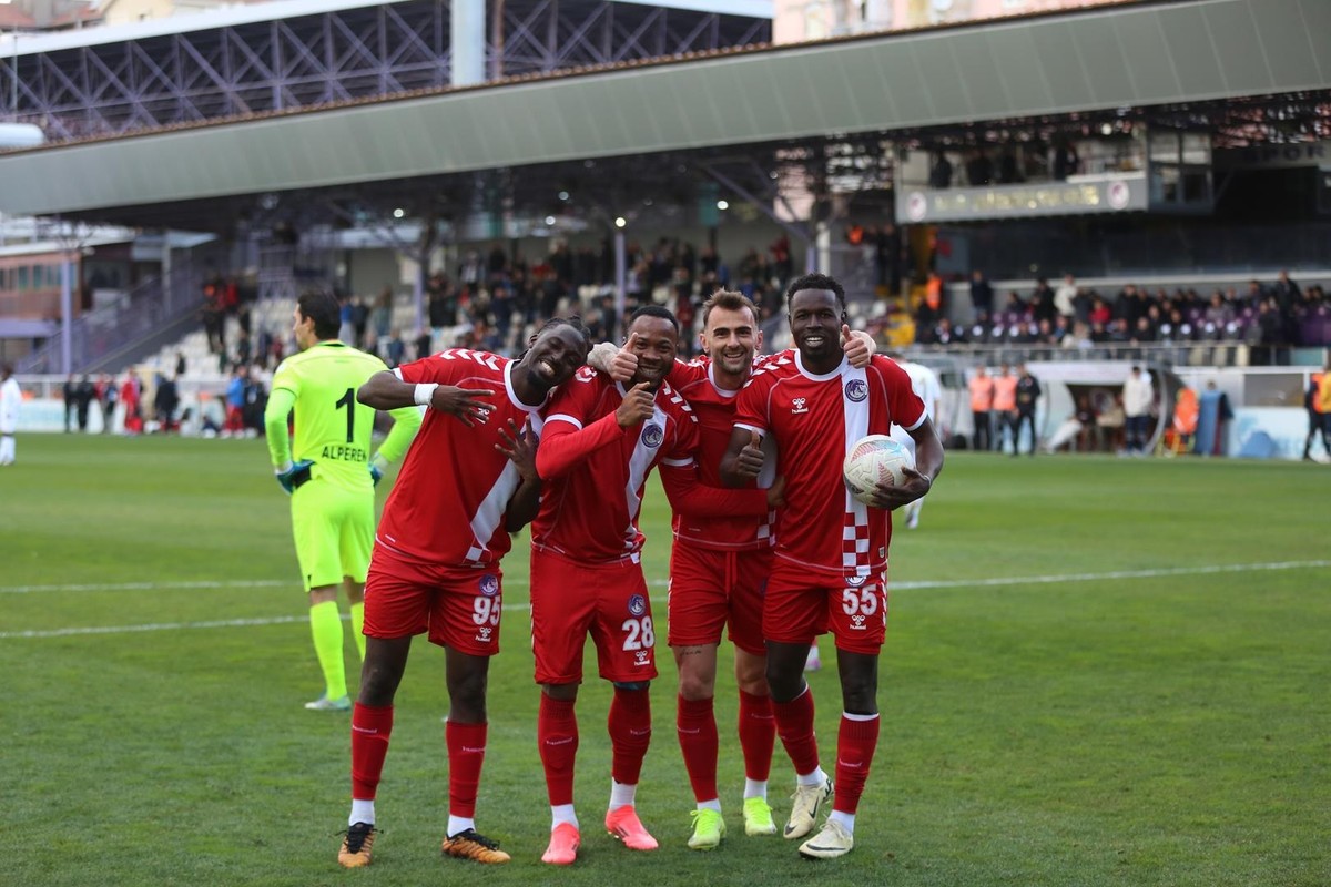 Ankara Keçiörengücü: 4 - Manisa FK: 0