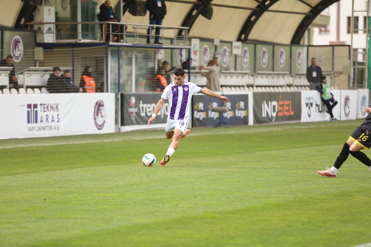 Ankara Keçiörengücü: 2 - Uğur Okulları İstanbulspor: 1