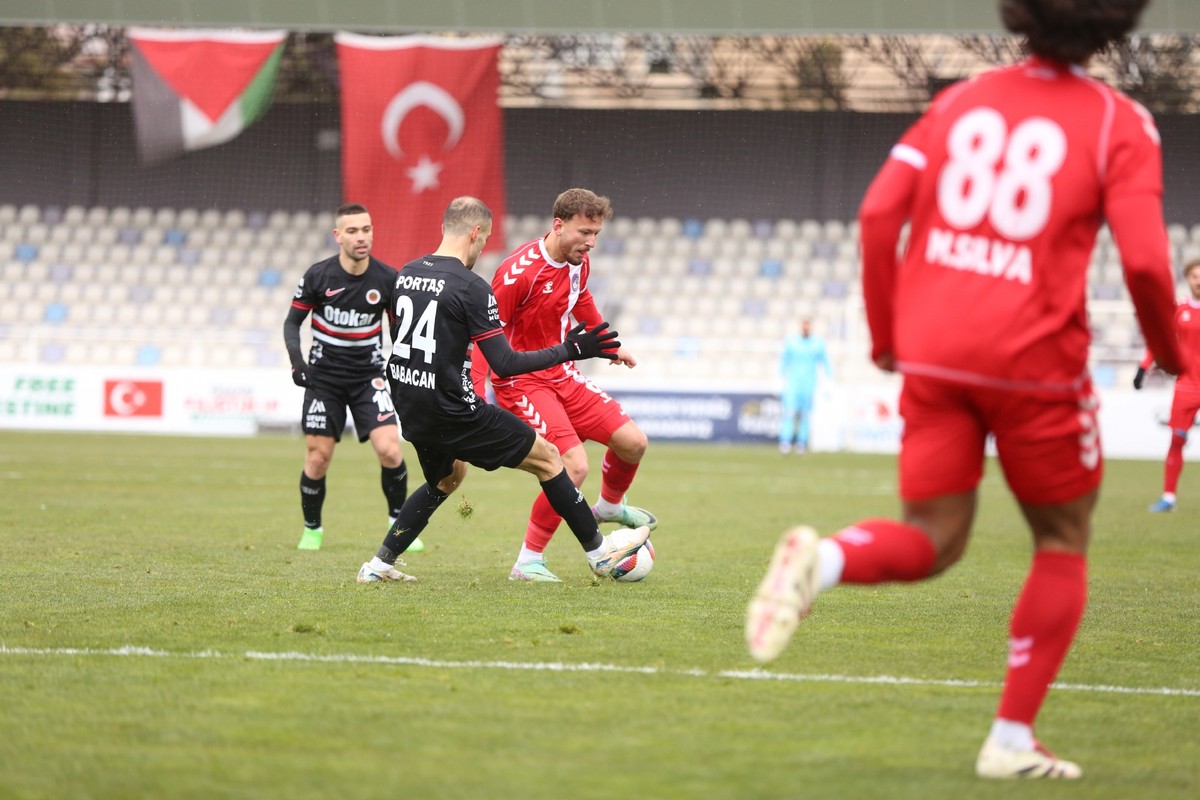Emre Gökdemir İnşaat Ankara Keçiörengücü: 3 - Gençlerbirliği: 3