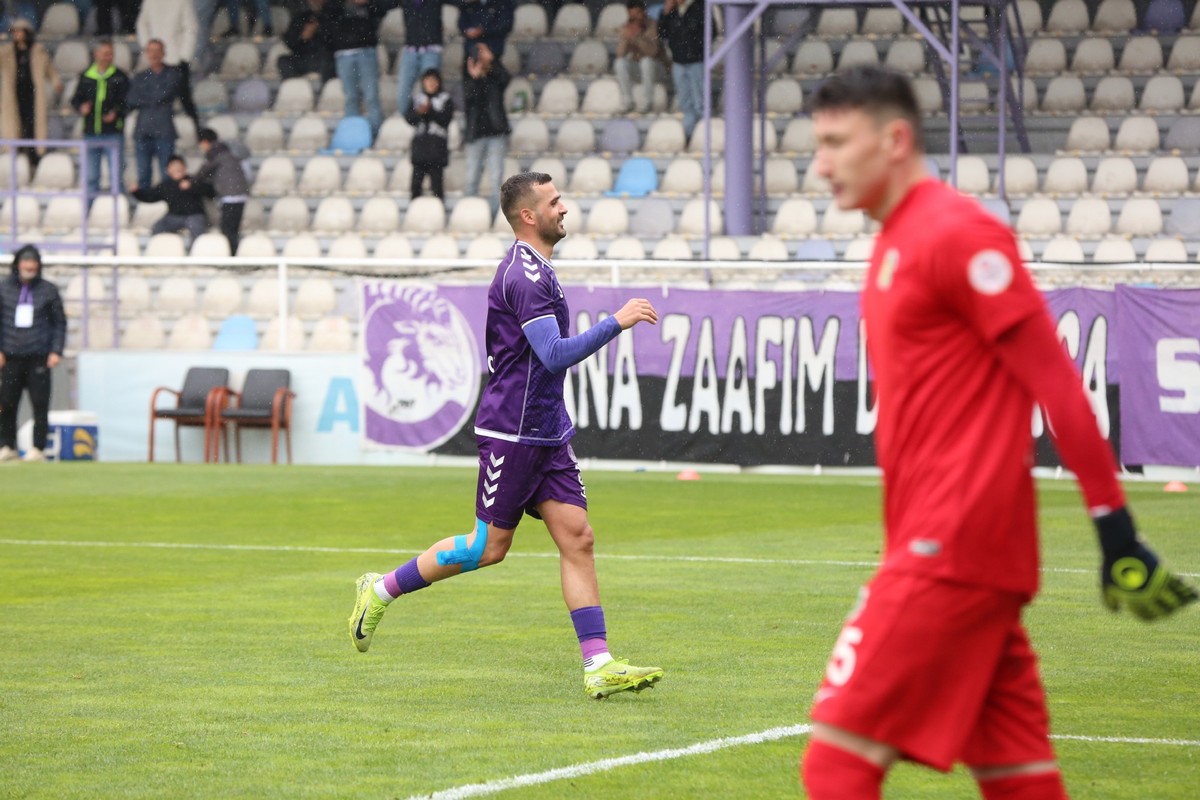 Emre Gökdemir İnşaat Ankara Keçiörengücü: 4 - Kızılkaya Tarım Şanlıurfaspor: 1