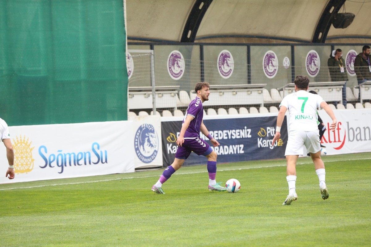 Emre Gökdemir İnşaat Ankara Keçiörengücü: 4 - Kızılkaya Tarım Şanlıurfaspor: 1