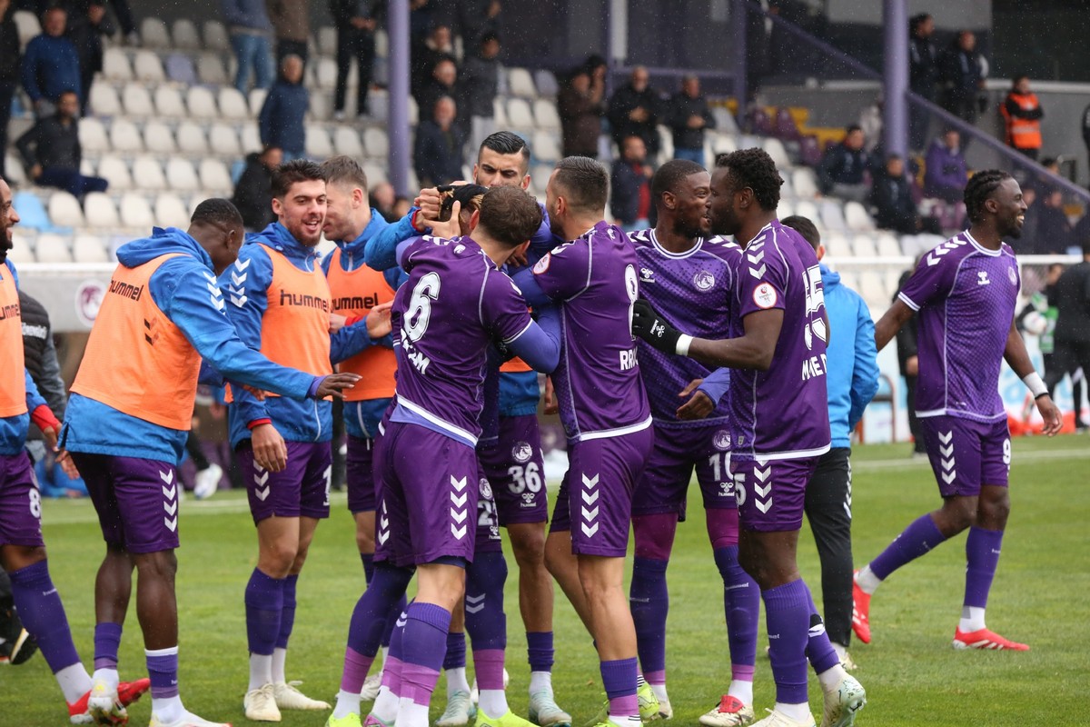 Emre Gökdemir İnşaat Ankara Keçiörengücü: 4 - Kızılkaya Tarım Şanlıurfaspor: 1