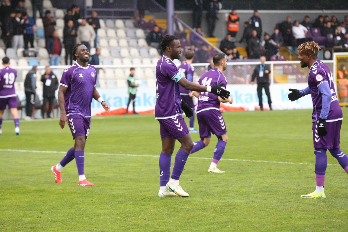 Emre Gökdemir İnşaat Ankara Keçiörengücü: 4 - Kızılkaya Tarım Şanlıurfaspor: 1