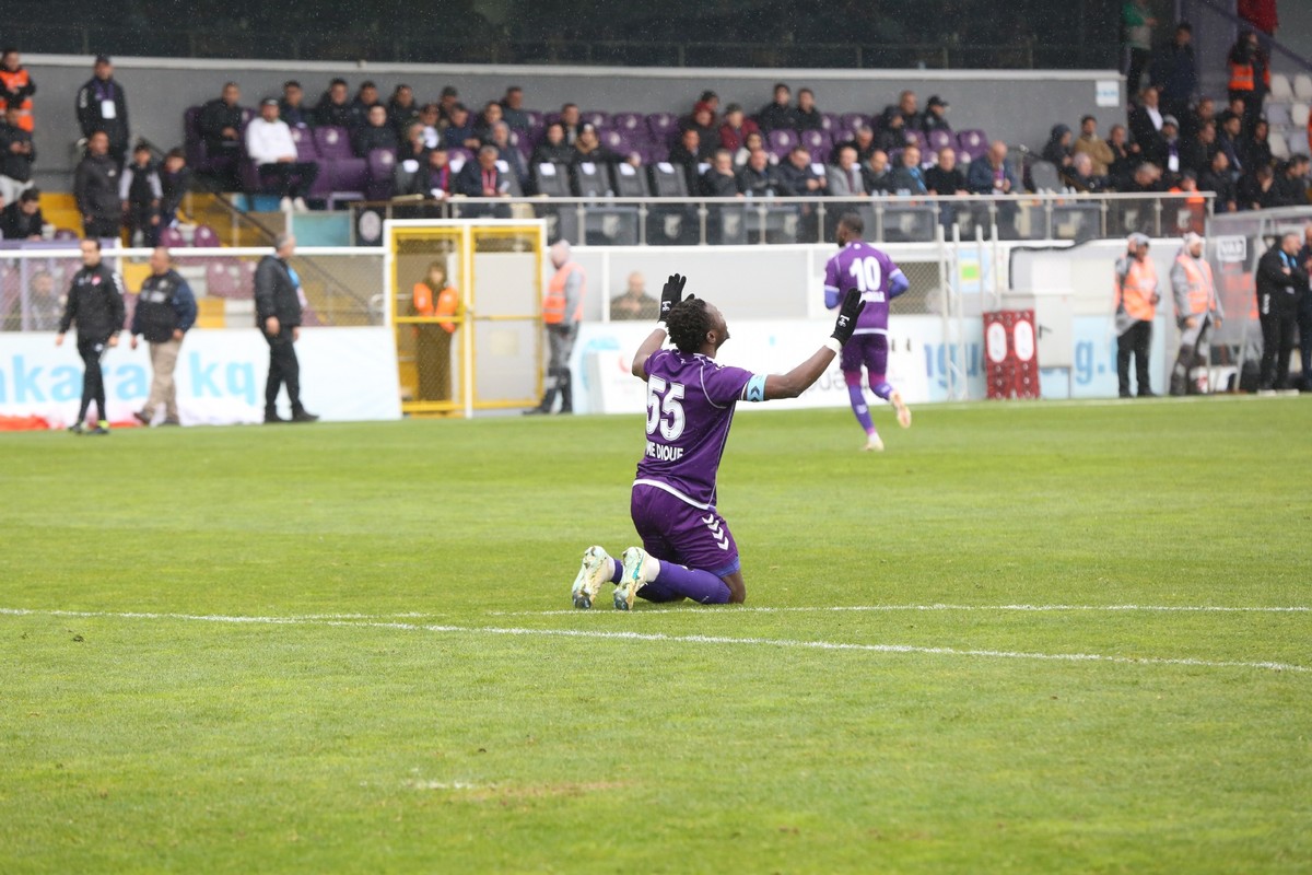 Emre Gökdemir İnşaat Ankara Keçiörengücü: 4 - Kızılkaya Tarım Şanlıurfaspor: 1