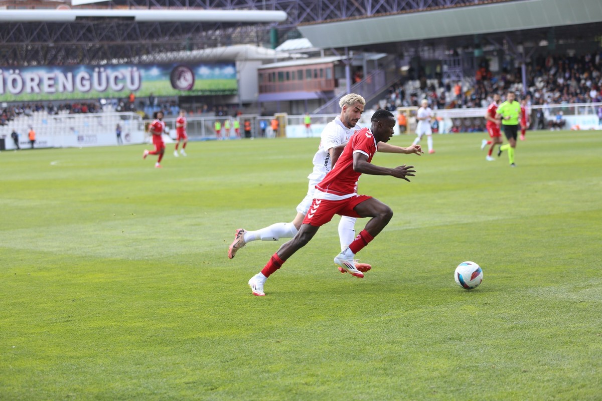 Emre Gökdemir İnşaat Ankara Keçiörengücü: 0 - Central Hospital Ümraniyespor: 1