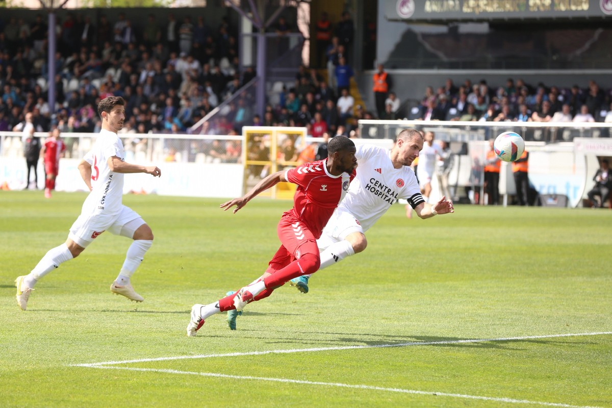 Emre Gökdemir İnşaat Ankara Keçiörengücü: 0 - Central Hospital Ümraniyespor: 1