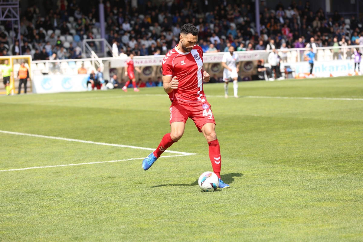 Emre Gökdemir İnşaat Ankara Keçiörengücü: 0 - Central Hospital Ümraniyespor: 1