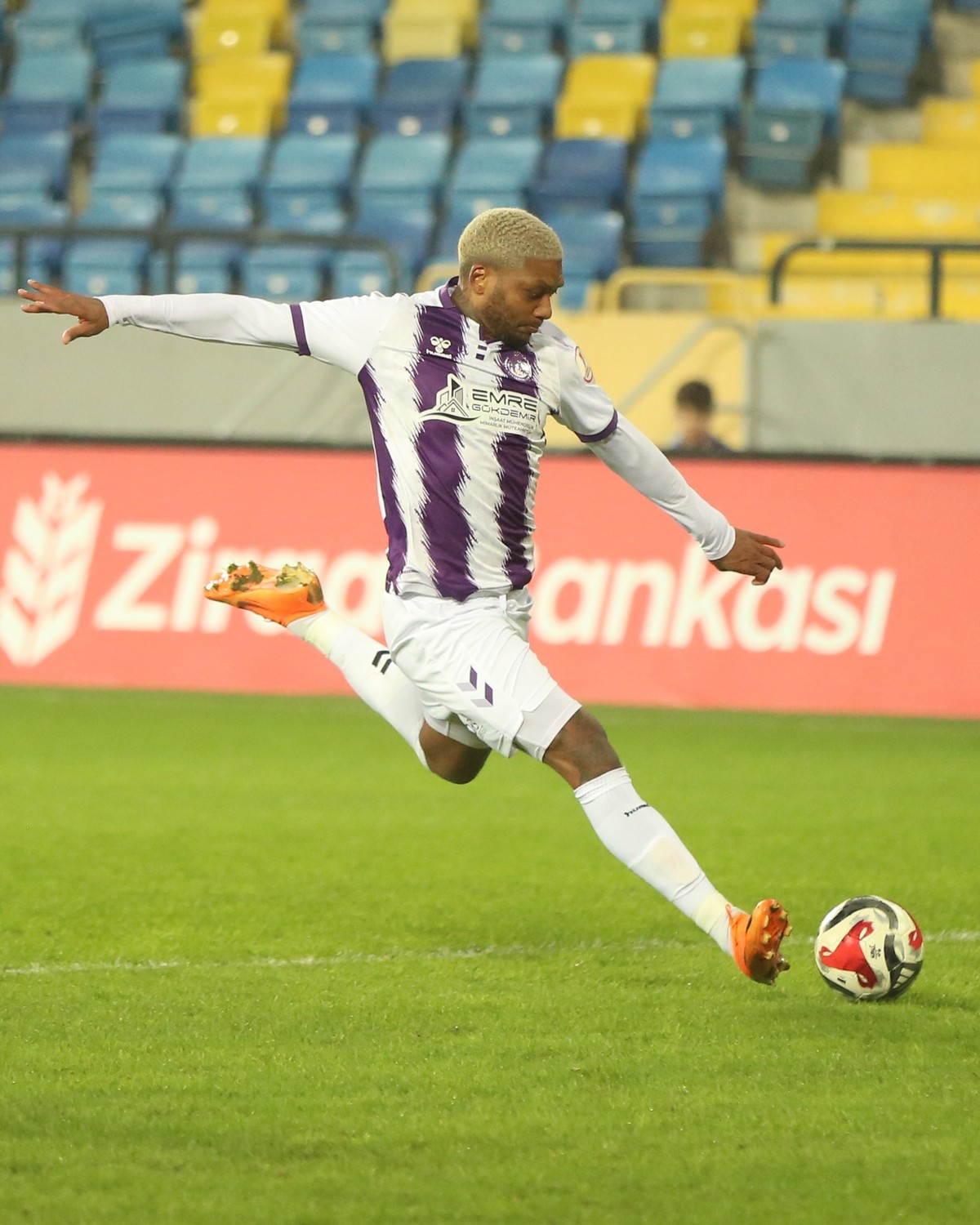 Emre Gökdemir İnşaat Ankara Keçiörengücü-3 - Beyoğlu Y.Çarşı Spor A.Ş.-1 (ZTK)