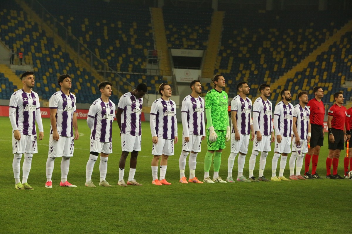 Emre Gökdemir İnşaat Ankara Keçiörengücü-3 - Beyoğlu Y.Çarşı Spor A.Ş.-1 (ZTK)
