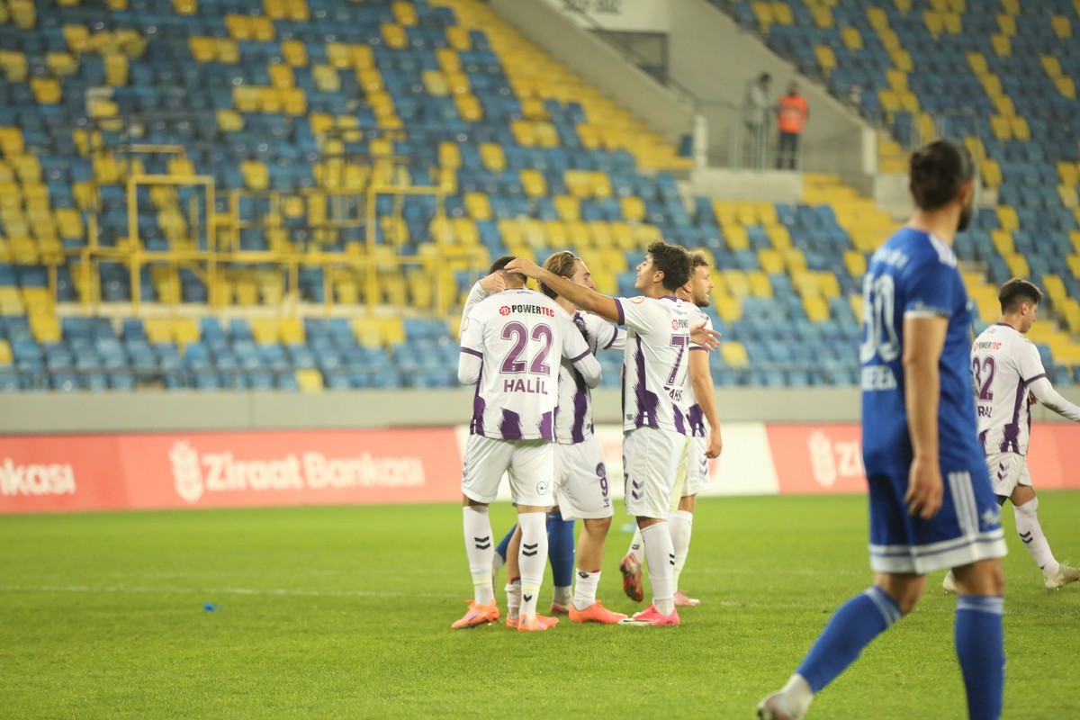Emre Gökdemir İnşaat Ankara Keçiörengücü-3 - Beyoğlu Y.Çarşı Spor A.Ş.-1 (ZTK)