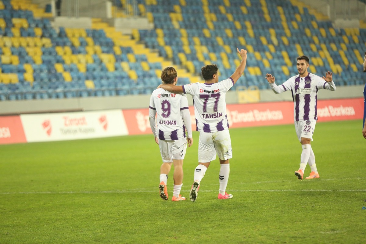 Emre Gökdemir İnşaat Ankara Keçiörengücü-3 - Beyoğlu Y.Çarşı Spor A.Ş.-1 (ZTK)