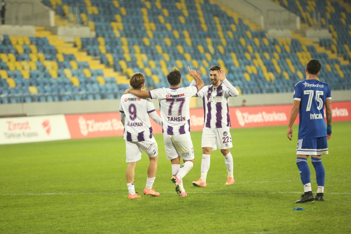 Emre Gökdemir İnşaat Ankara Keçiörengücü-3 - Beyoğlu Y.Çarşı Spor A.Ş.-1 (ZTK)