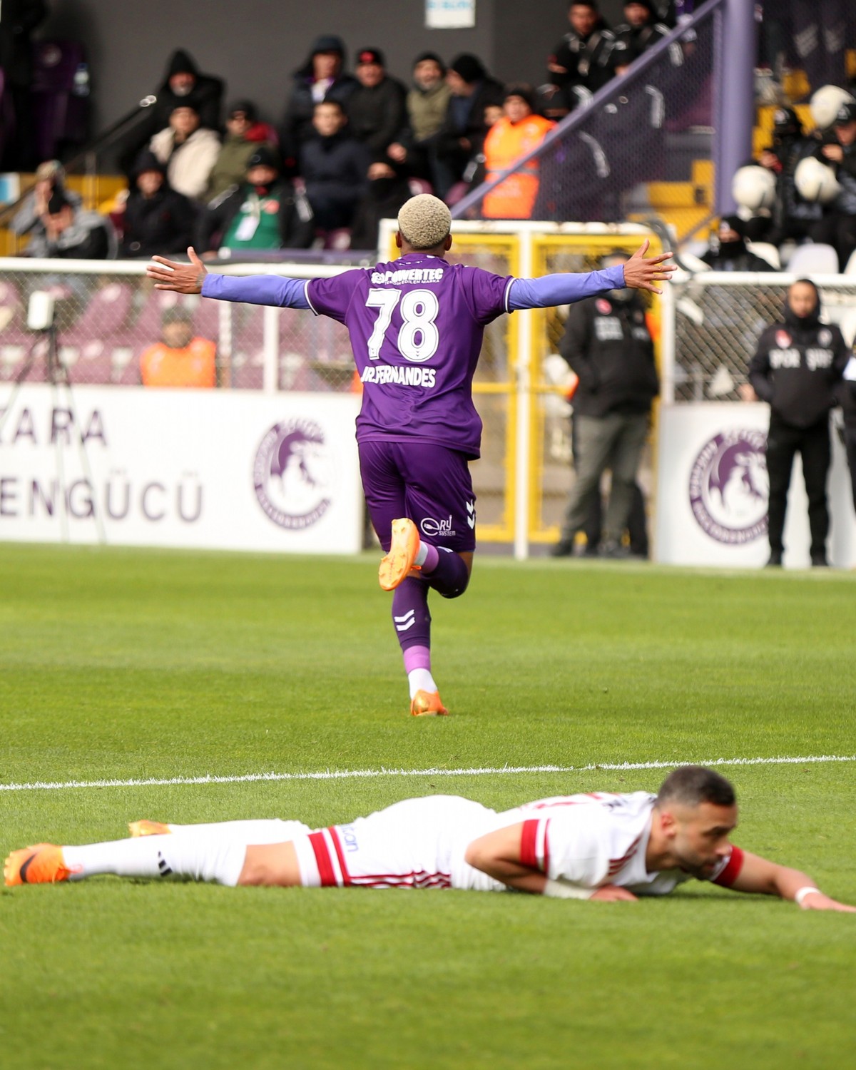 Emre Gökdemir İnşaat Ankara Keçiörengücü: 3 Ümraniyespor: 1