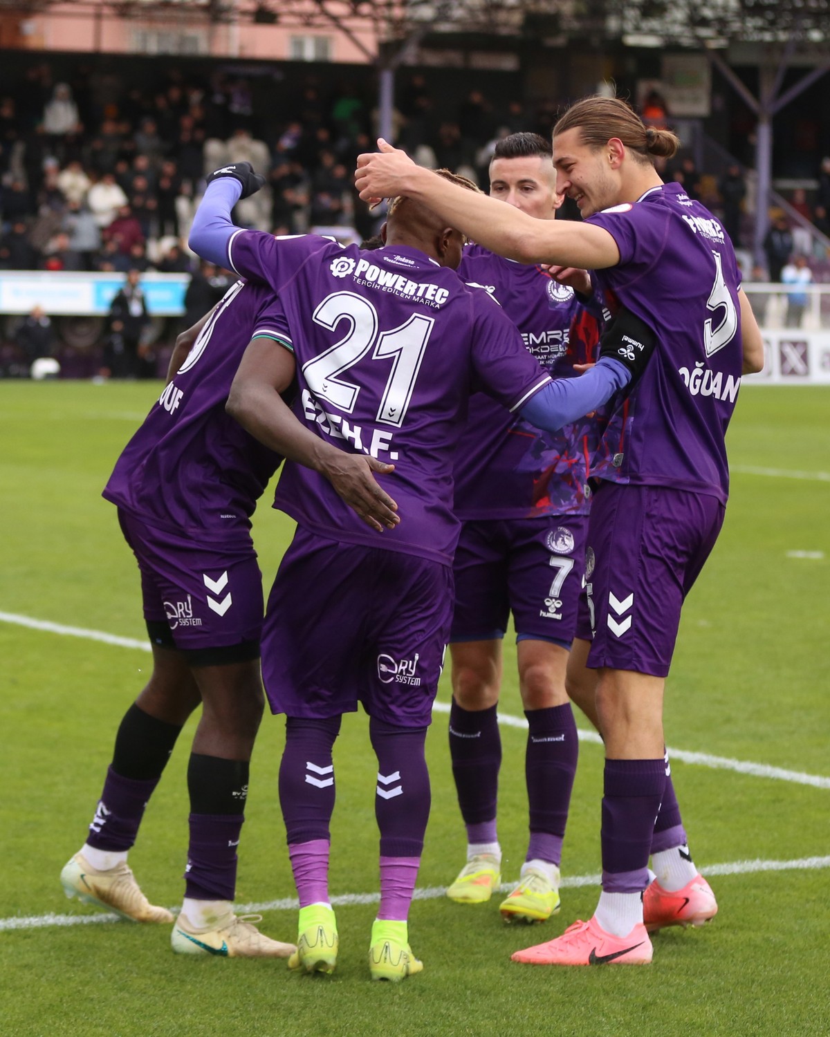 Emre Gökdemir İnşaat Ankara Keçiörengücü: 3 Ümraniyespor: 1