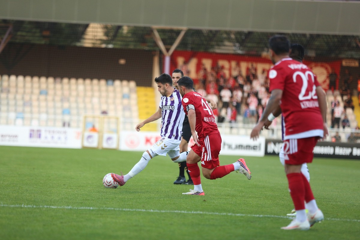 Ankara Keçiörengücü, Pendikspor'u 4 golle geçti!
