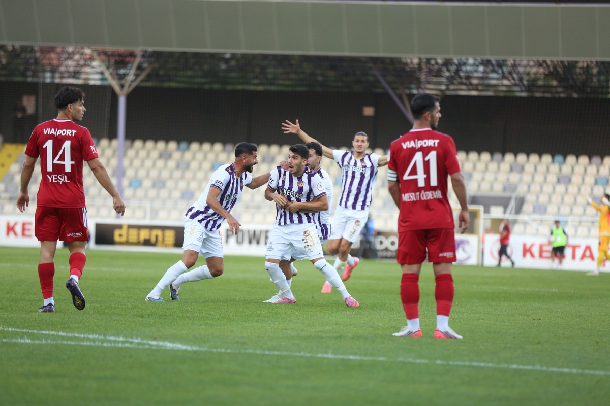 Ankara Keçiörengücü, Pendikspor'u 4 golle geçti!