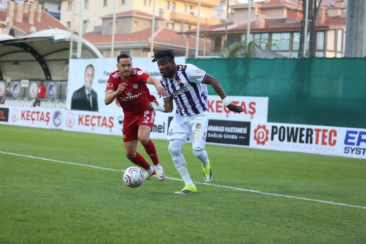 Ankara Keçiörengücü, Pendikspor'u 4 golle geçti!