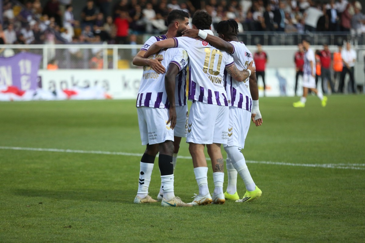 Ankara Keçiörengücü, Pendikspor'u 4 golle geçti!